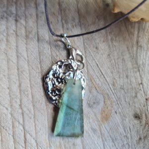 Handgemaakte labradoriet ketting met zilver munt – katoenen wax koord – mannen en vrouwen 1st